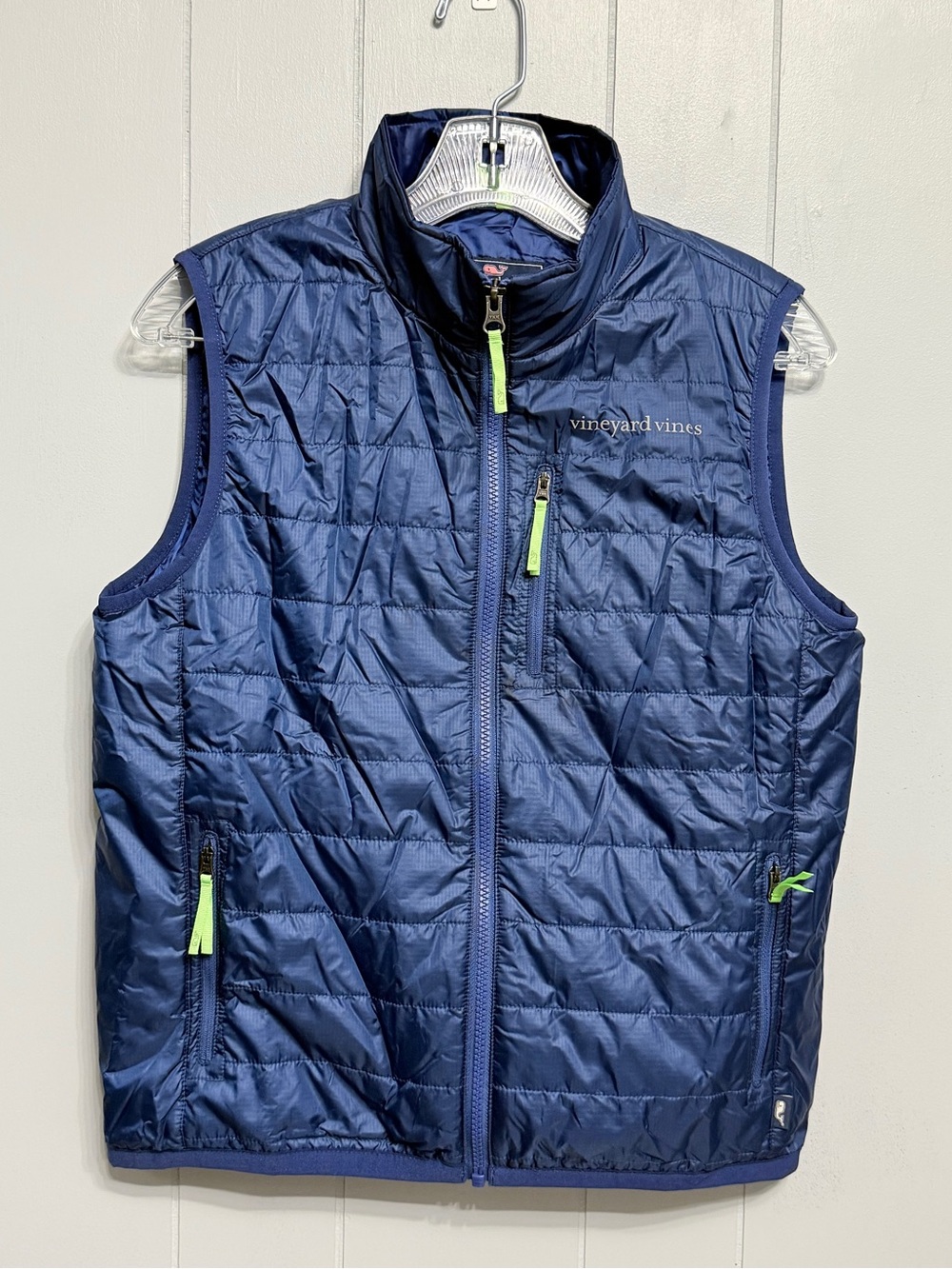 NWOT Vineyard Vines Kids Navy Quilted Puffer Vest with Neon Accents (L 16 ) - Picture 6 of 8